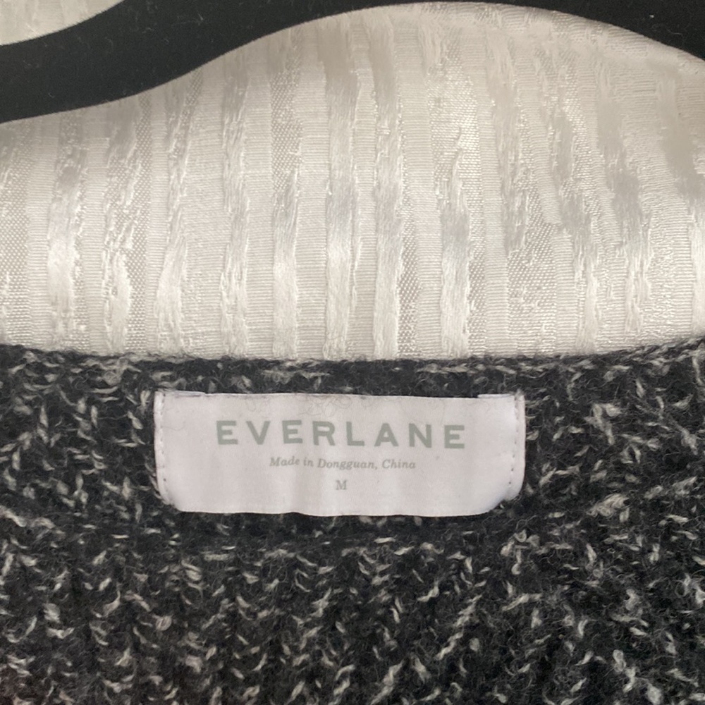Navy blue & white knit sweater | Everlane - Picture 2 of 2